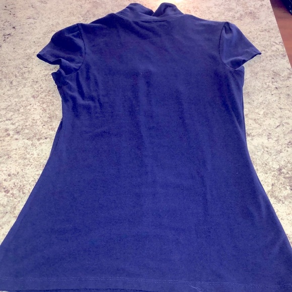 Express High Neck Short Sleeve Peephole Shirt - Picture 5 of 8